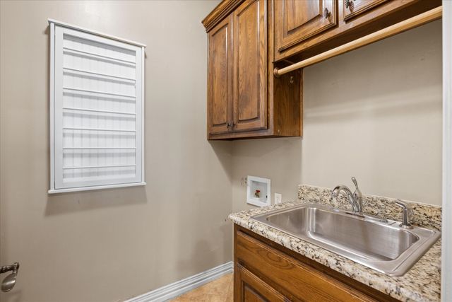 603 N Avalon Court, Granbury, TX 76048