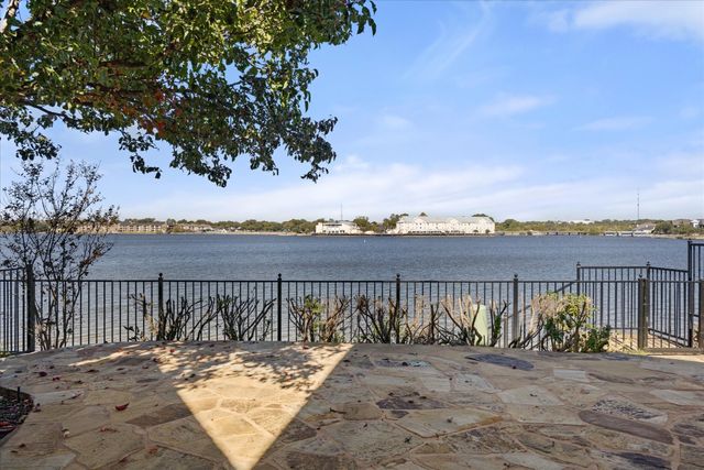 603 N Avalon Court, Granbury, TX 76048