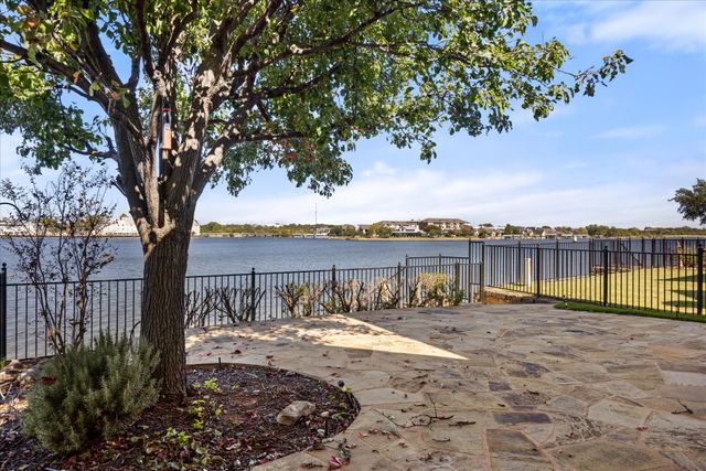 603 N Avalon Court, Granbury, TX 76048