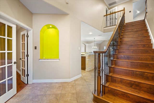 603 N Avalon Court, Granbury, TX 76048