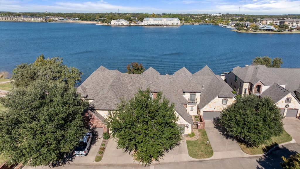 603 N Avalon Court, Granbury, TX 76048