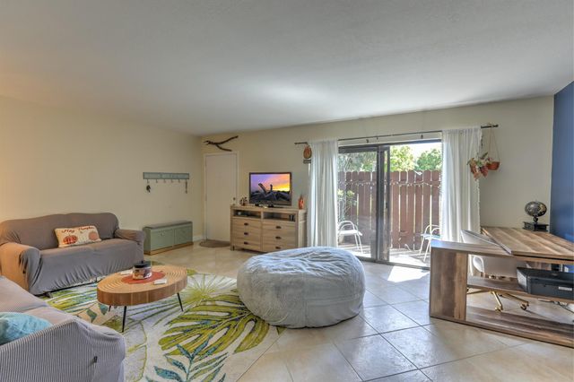 2050 Oleander Boulevard 8104, Fort Pierce, FL 34950