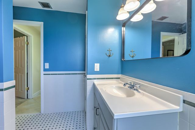 2050 Oleander Boulevard 8104, Fort Pierce, FL 34950