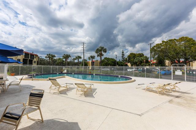 2050 Oleander Boulevard 8104, Fort Pierce, FL 34950