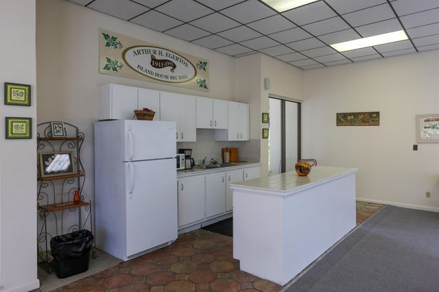 2050 Oleander Boulevard 8104, Fort Pierce, FL 34950