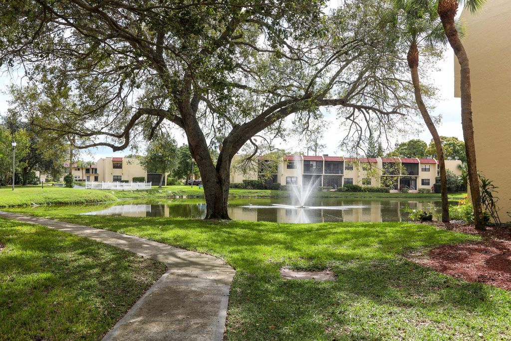2050 Oleander Boulevard 8104, Fort Pierce, FL 34950
