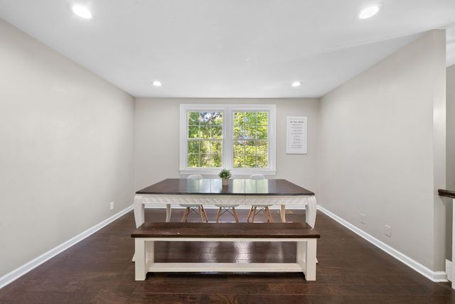 521 Rotary Hills Ct, Clarksville, TN 37043