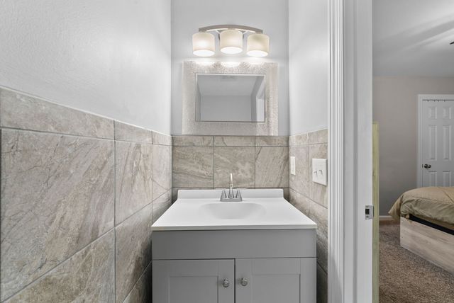 521 Rotary Hills Ct, Clarksville, TN 37043