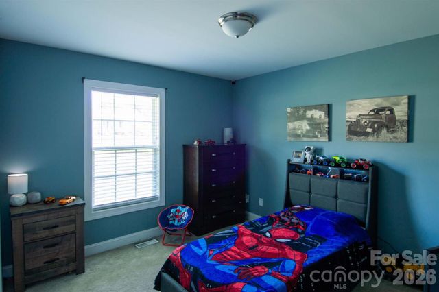 2422 23rd Street Drive NE, Hickory, NC 28601