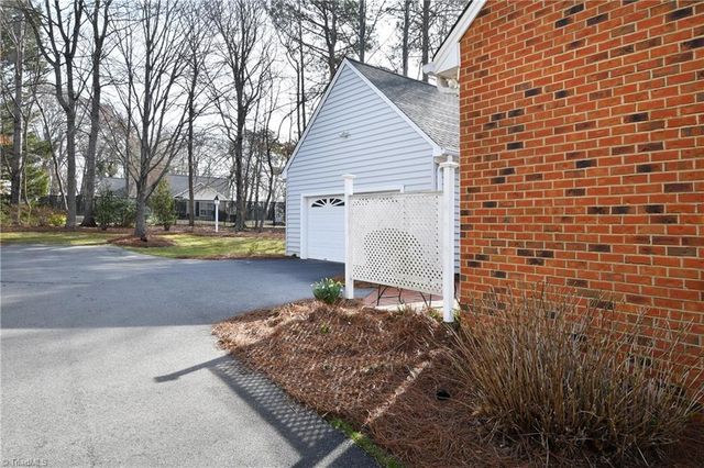 155 Coventry Park Lane, Winston-salem, NC 27104