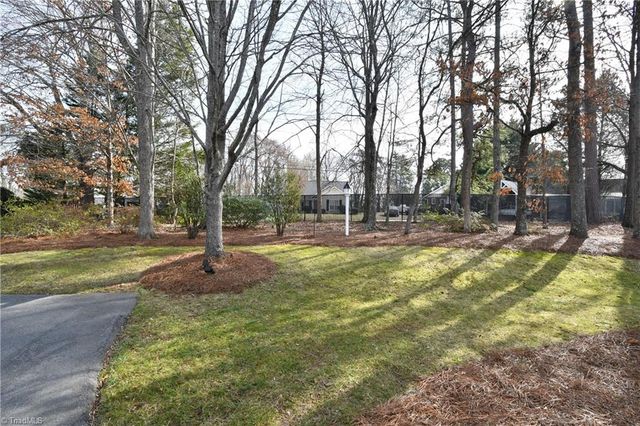 155 Coventry Park Lane, Winston-salem, NC 27104