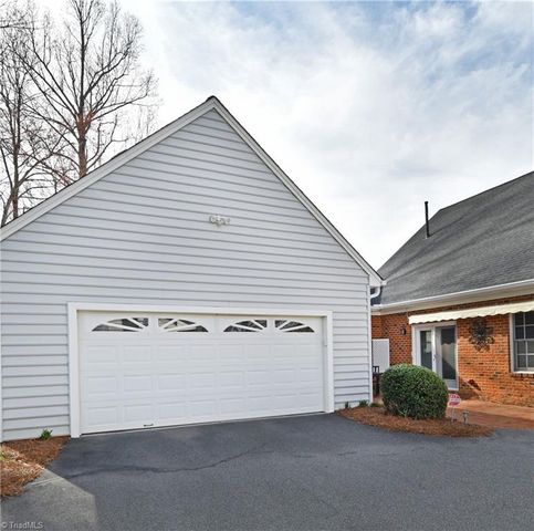 155 Coventry Park Lane, Winston-salem, NC 27104