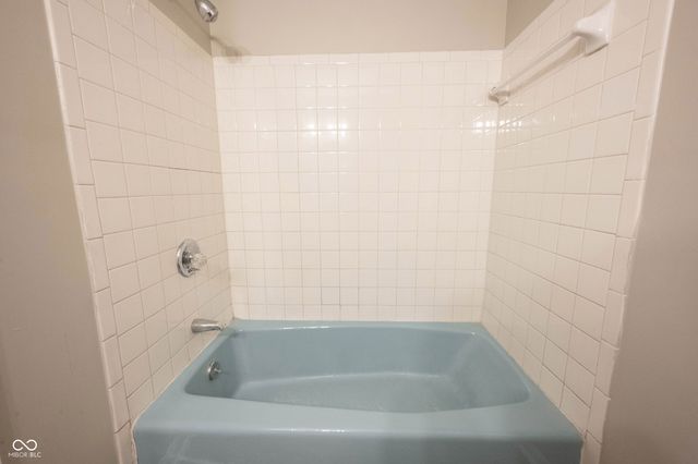 5703 E 17th Street, Indianapolis, IN 46218