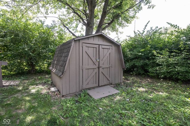 5703 E 17th Street, Indianapolis, IN 46218