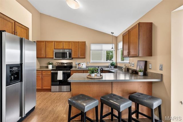5606 Paris Court, St Louis, MO 63129