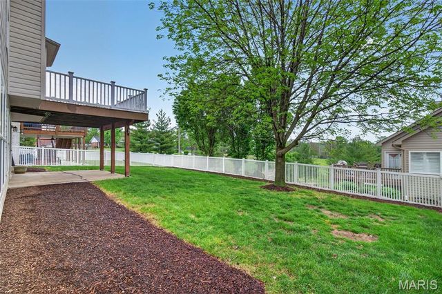 5606 Paris Court, St Louis, MO 63129