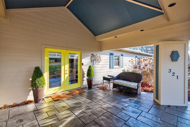 321 Herrington Woods Road, Harrodsburg, KY 40330