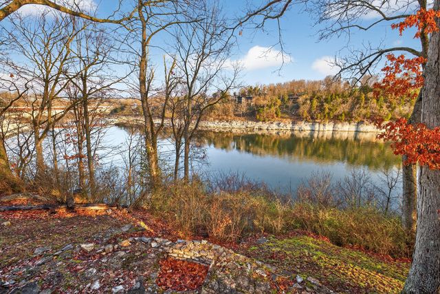 321 Herrington Woods Road, Harrodsburg, KY 40330