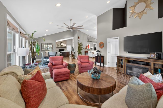 321 Herrington Woods Road, Harrodsburg, KY 40330