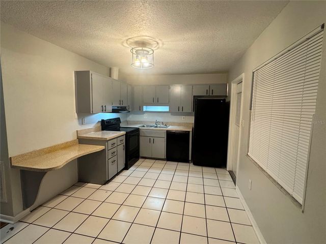 2896 MEADOW LAKE AVENUE, Largo, FL 33771