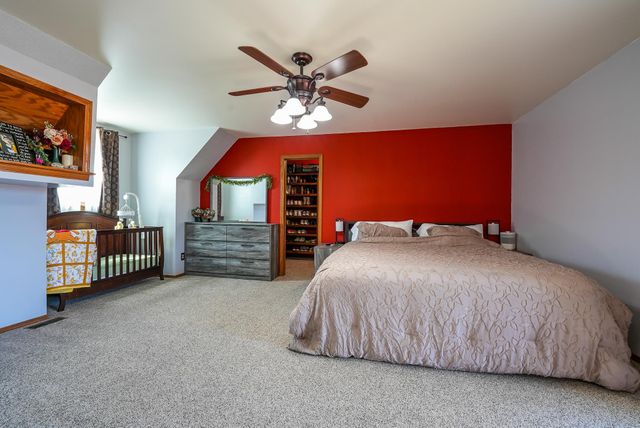 1214 McCaskey Dr, Rose Hill, KS 67133