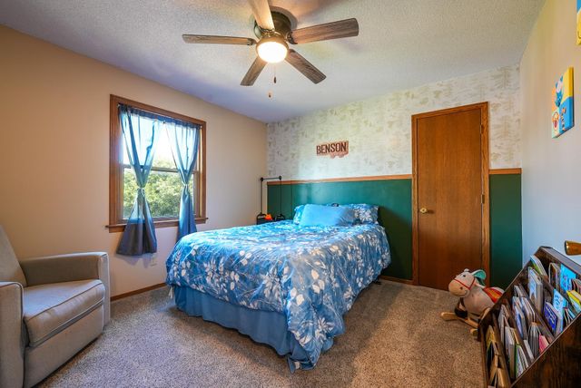 1214 McCaskey Dr, Rose Hill, KS 67133