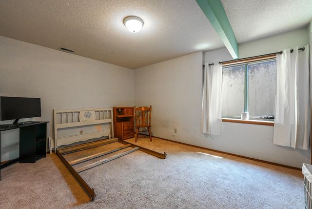 1214 McCaskey Dr, Rose Hill, KS 67133