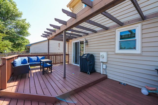 1214 McCaskey Dr, Rose Hill, KS 67133