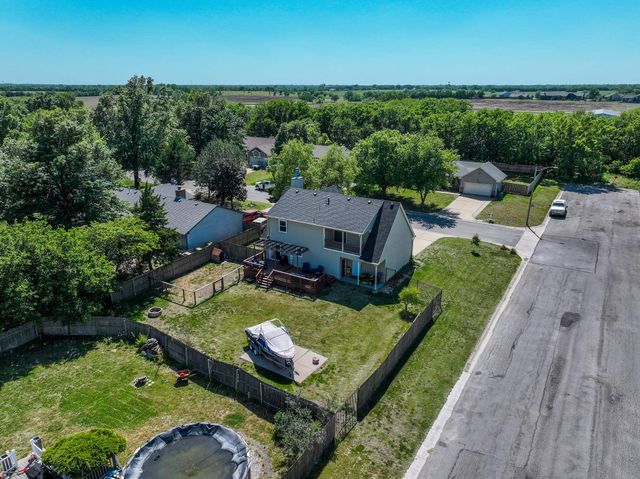 1214 McCaskey Dr, Rose Hill, KS 67133