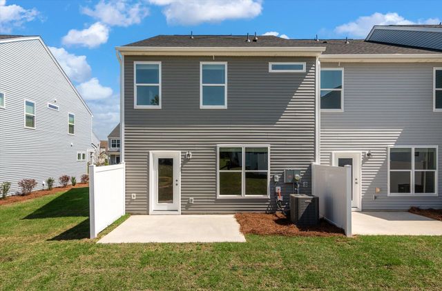 401 Painted Lady Lane, Goose Creek, SC 29445