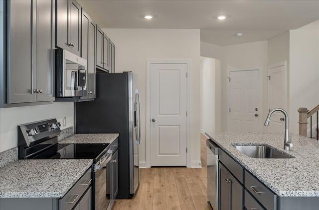 401 Painted Lady Lane, Goose Creek, SC 29445