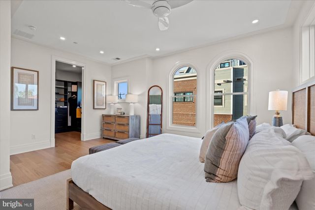 107 N WEST ST, Alexandria, VA 22314
