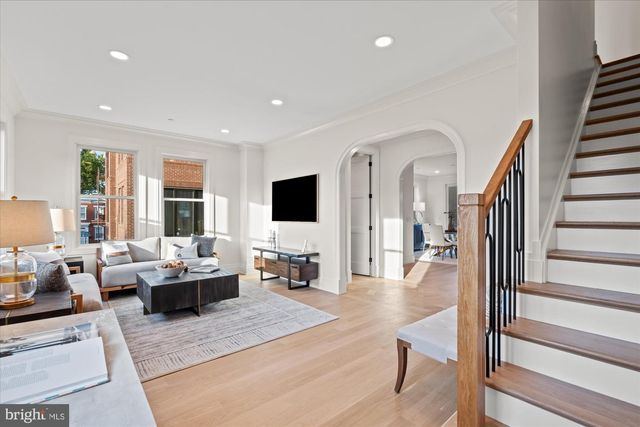 107 N WEST ST, Alexandria, VA 22314