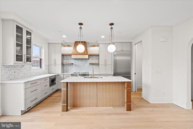 107 N WEST ST, Alexandria, VA 22314