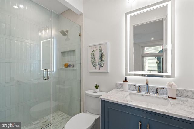 107 N WEST ST, Alexandria, VA 22314
