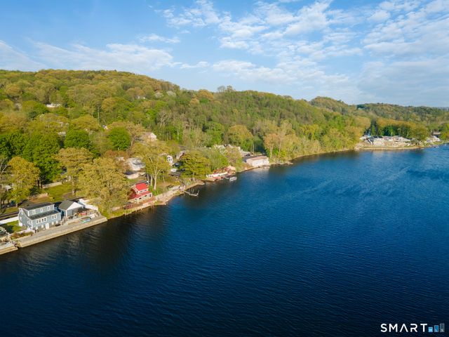 3 Roosevelt Drive, Seymour, CT 06483