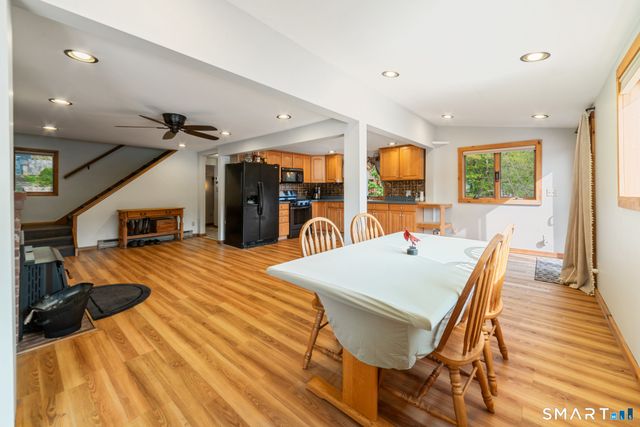 3 Roosevelt Drive, Seymour, CT 06483