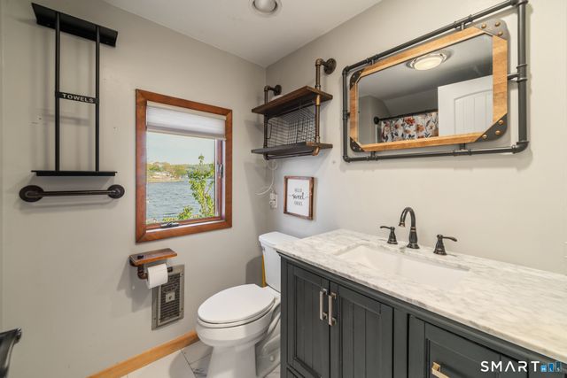 3 Roosevelt Drive, Seymour, CT 06483