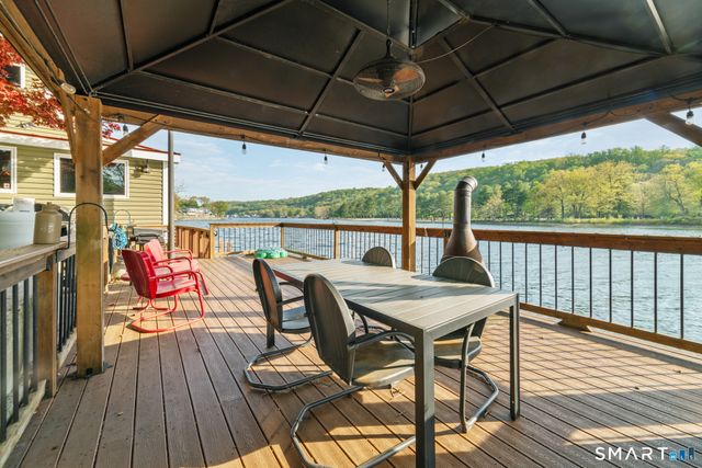 3 Roosevelt Drive, Seymour, CT 06483