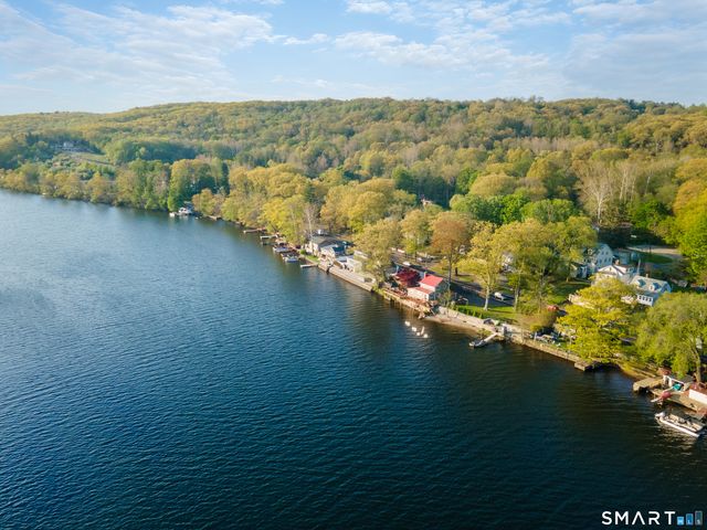 3 Roosevelt Drive, Seymour, CT 06483