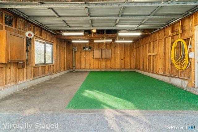 3 Roosevelt Drive, Seymour, CT 06483
