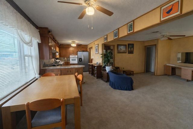 501 W 1st Street, Hale Center, TX 79041