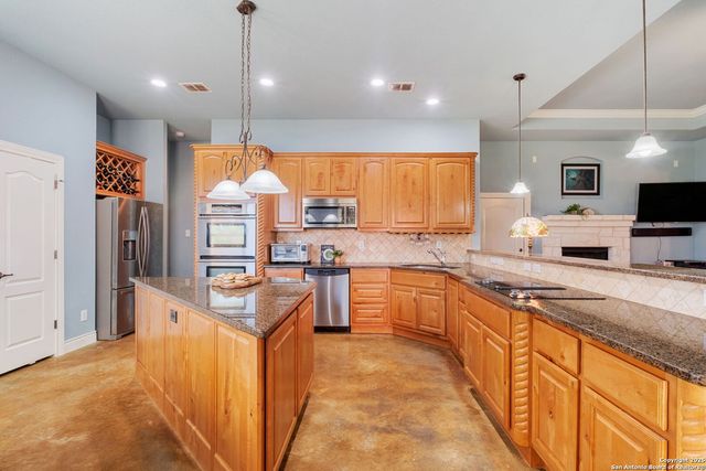 202 Charon Pt, Spring Branch, TX 78070
