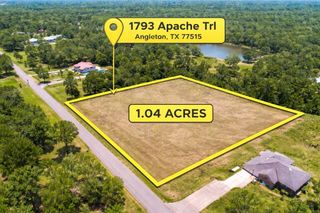 1793 Apache, Angleton, TX 77515