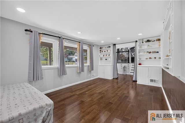 1 Perry Road, East Brunswick, NJ 08816
