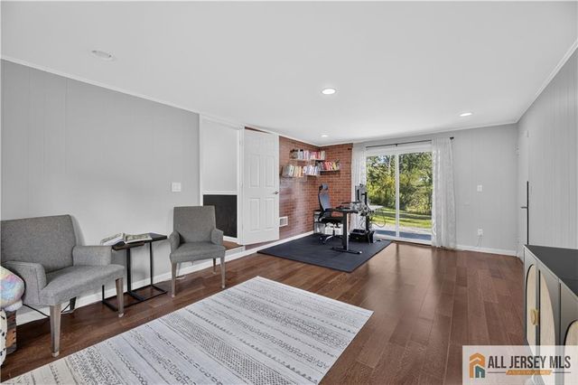 1 Perry Road, East Brunswick, NJ 08816
