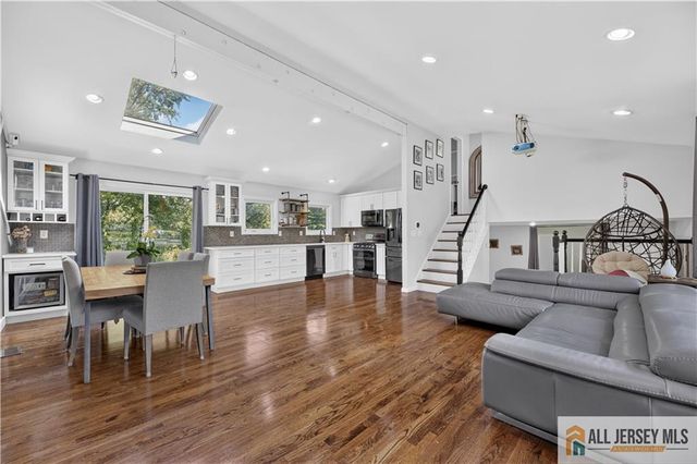 1 Perry Road, East Brunswick, NJ 08816