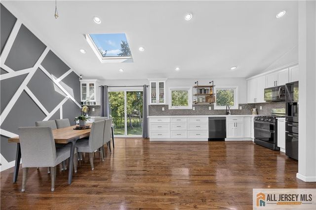 1 Perry Road, East Brunswick, NJ 08816