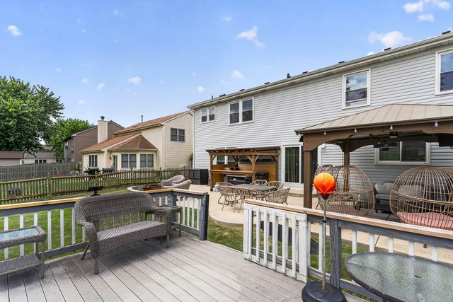 2008 Olde Mill Road, Plainfield, IL 60586