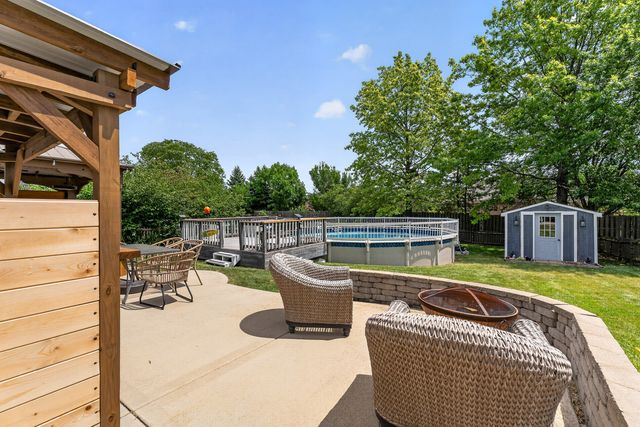 2008 Olde Mill Road, Plainfield, IL 60586